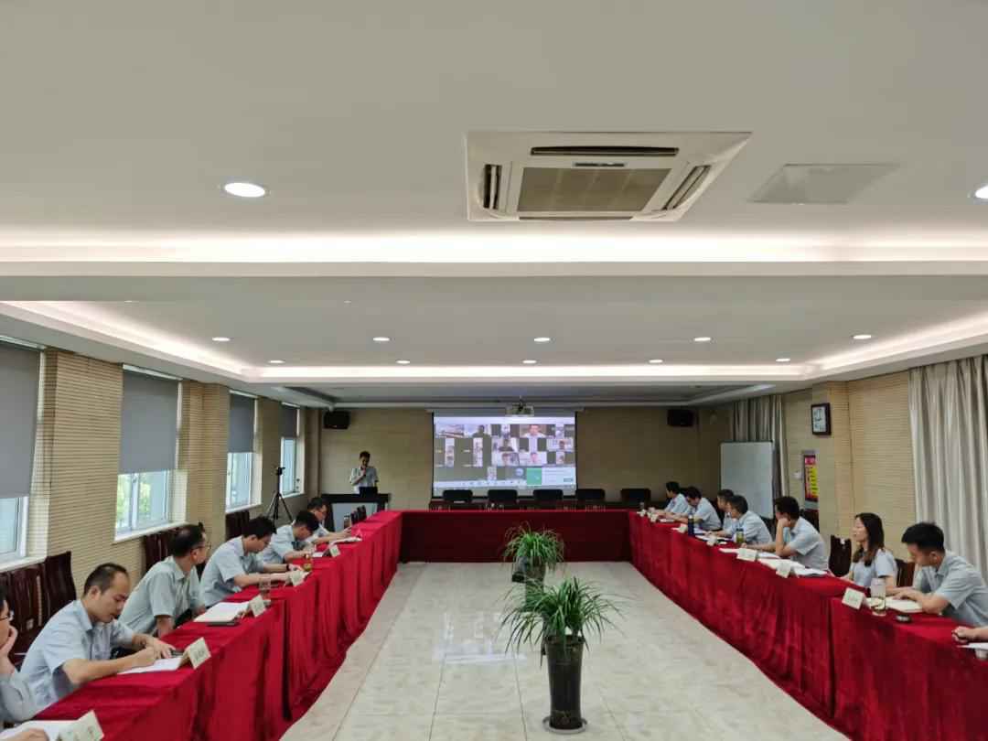 扬州逸轩短信营销平台有限公司举行2020年上半年度销售会议